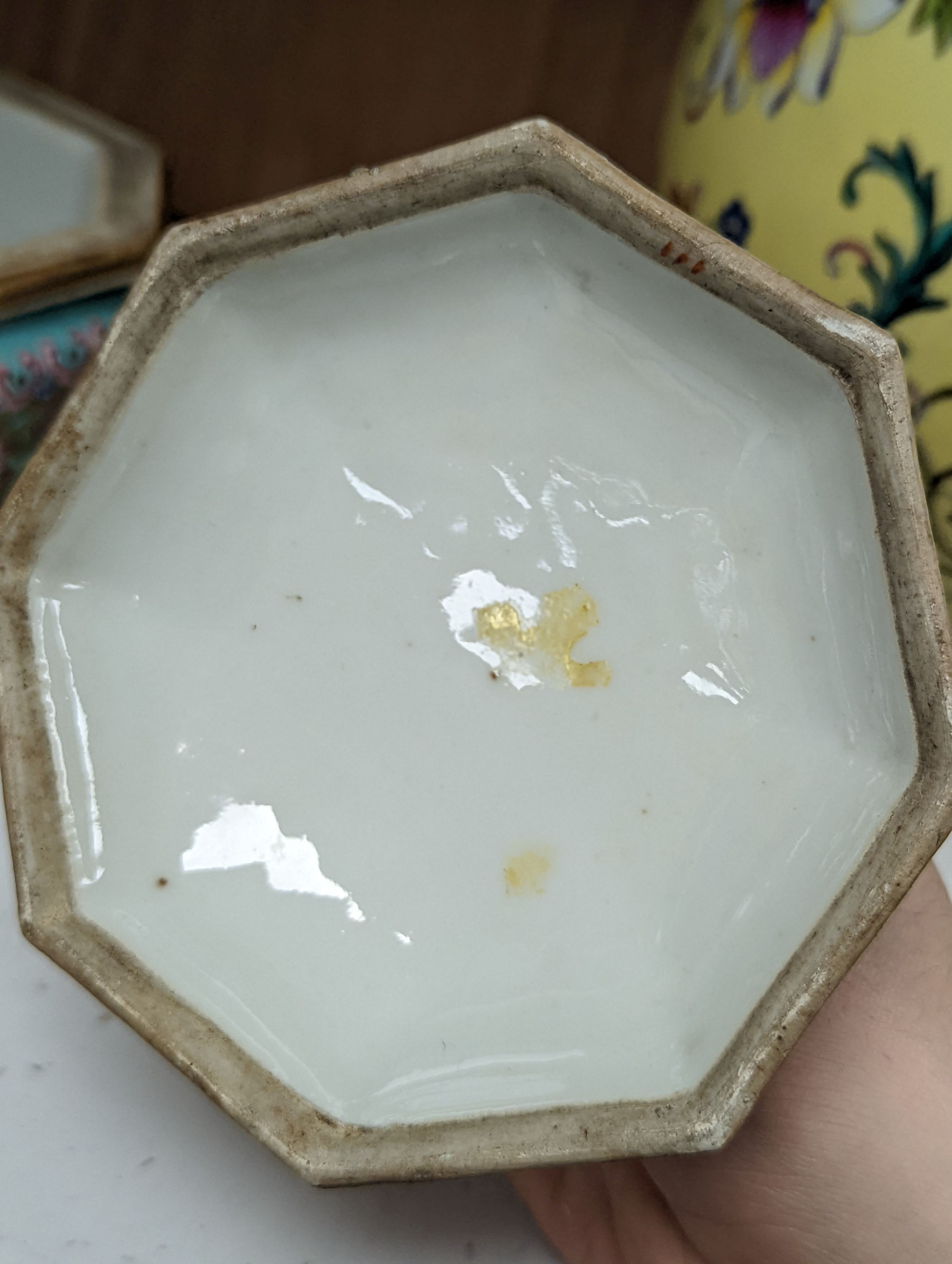 A Chinese sage green ground jar, cover and liner, mid 19th century, 13cm